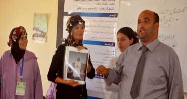 Fatema Binet Ouakka avec le Président Omar Elouidadi